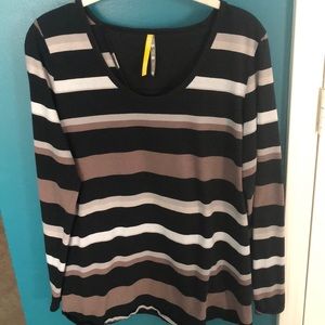 Lole black striped open back tee